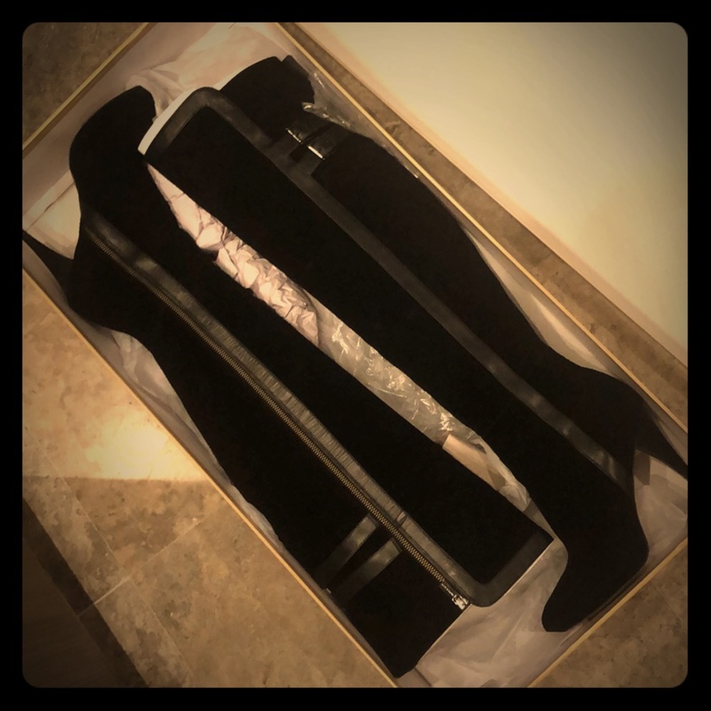 Michael Kors Delaney Over the knee boot